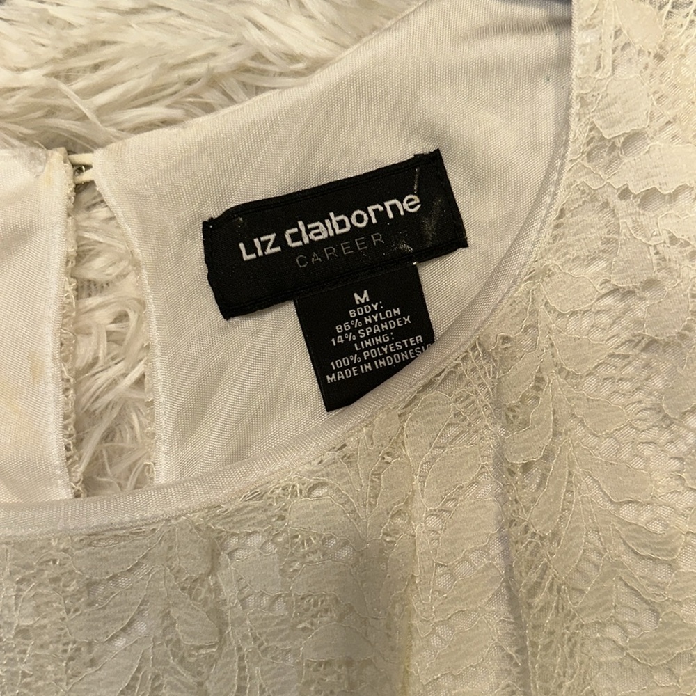 Size 10 Skirt size Medium Top Liz Claiborne Set - Picture 3 of 4